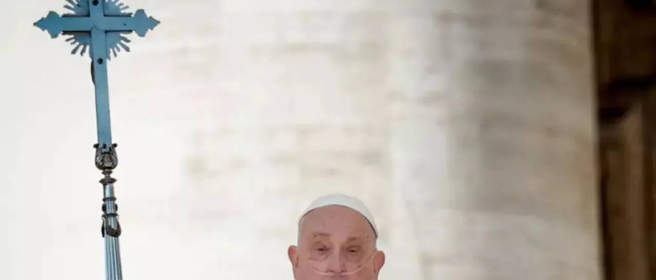 Migliorano le condizioni di salute di Papa Francesco: ha ripreso gli incontri con la Curia\n