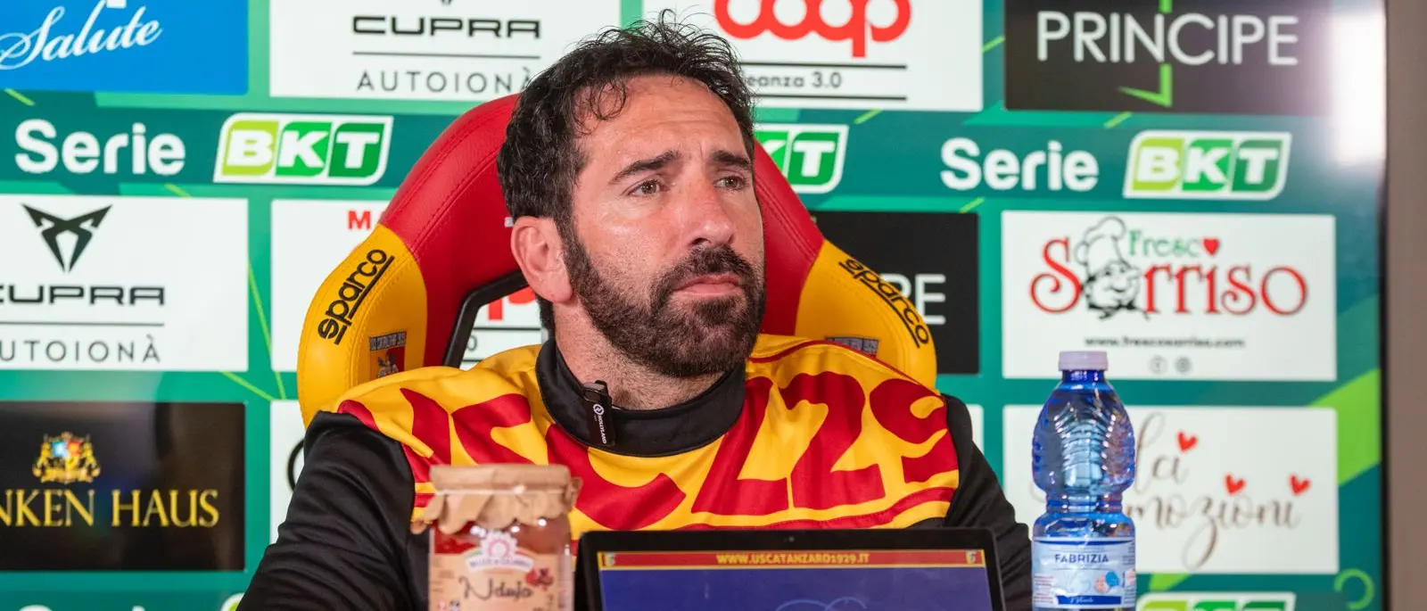 Carrarese-Catanzaro, Caserta: «Gara difficile contro una squadra in salute, ma chi scenderà in campo darà il massimo»\u00A0\n