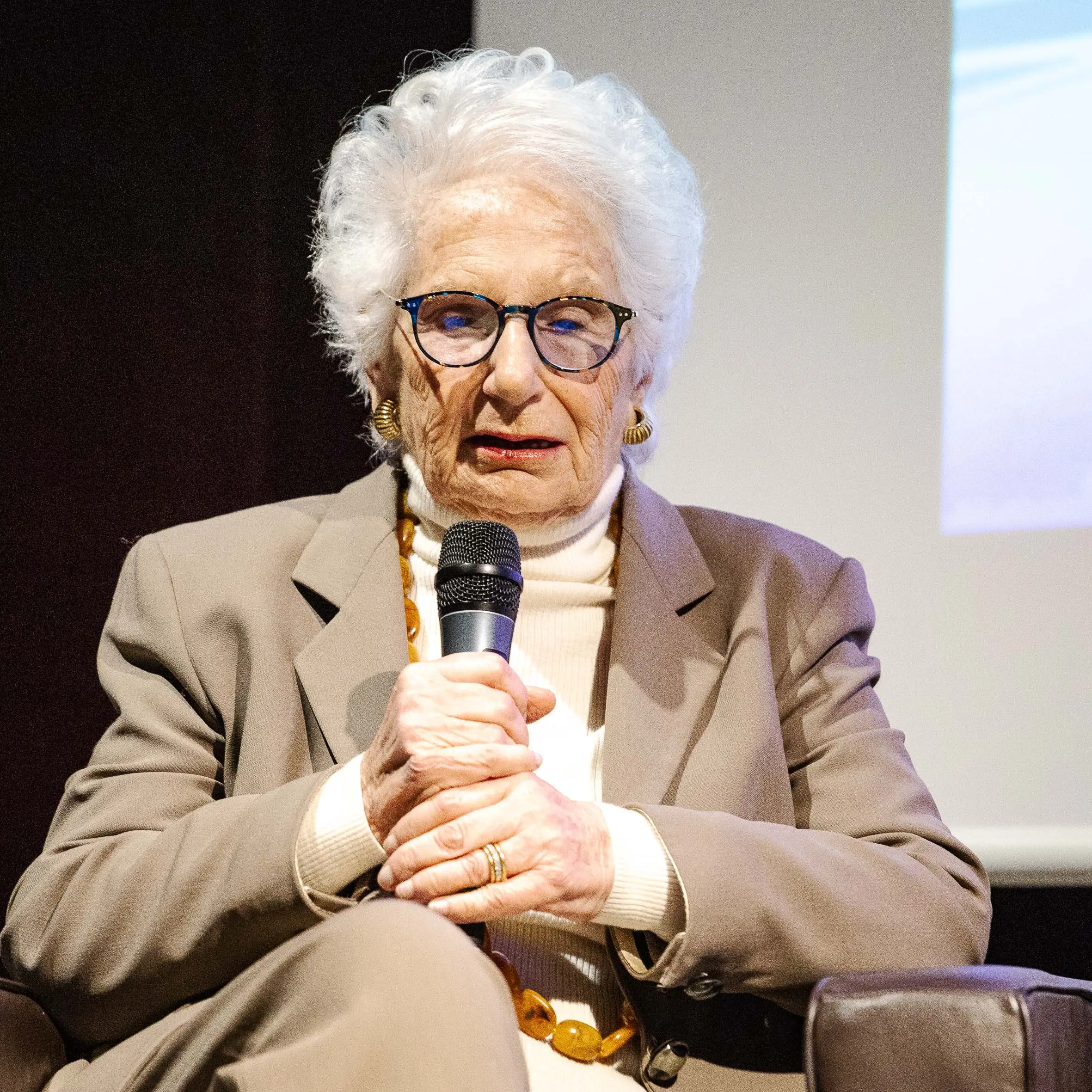 Paola, il sindaco propone la cittadinanza onoraria per Liliana Segre