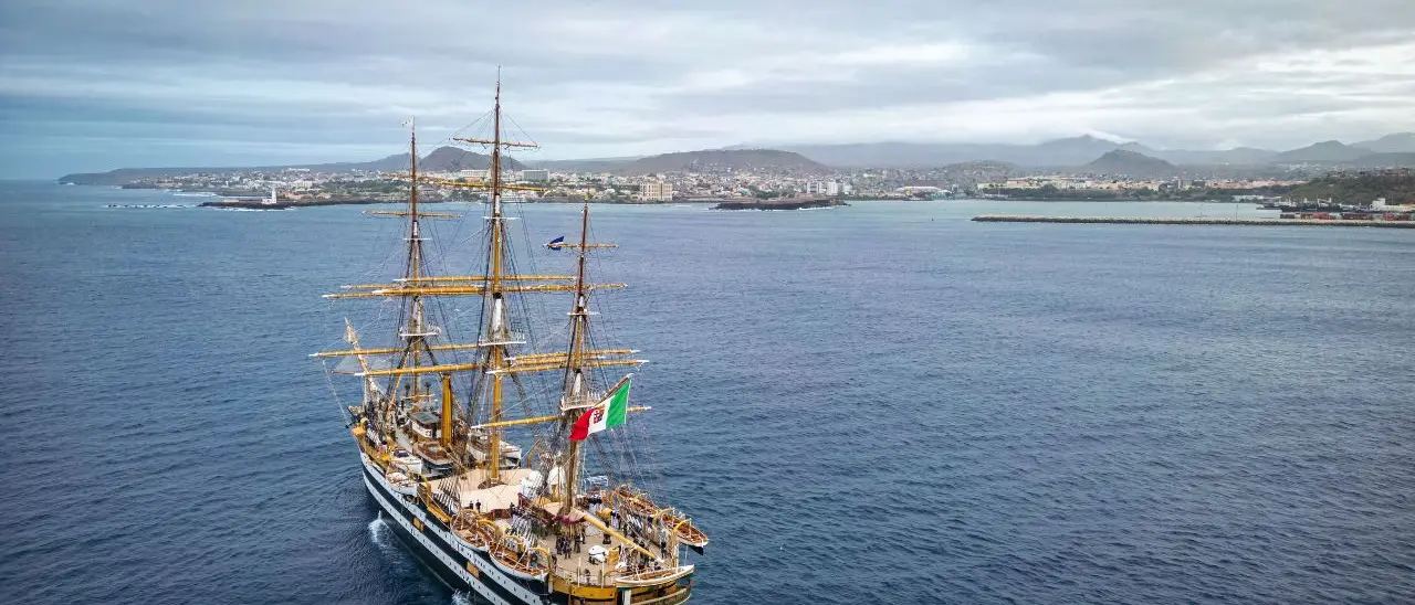 Amerigo Vespucci, tre tappe in Calabria per la nave più bella al mondo: ecco quando