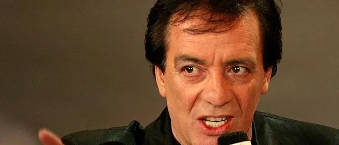 Viaggio alla scoperta di Mino Reitano, il ricordo del cantante che si sentiva l’ambasciatore della Calabria\n