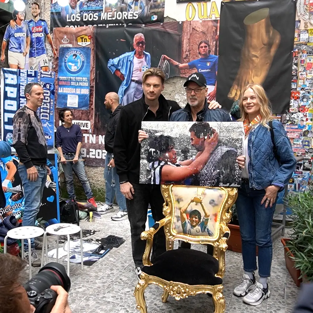 Stefano Tacconi e Diego Armando Maradona insieme per sempre in un quadro realizzato dai gemelli Franchi\n