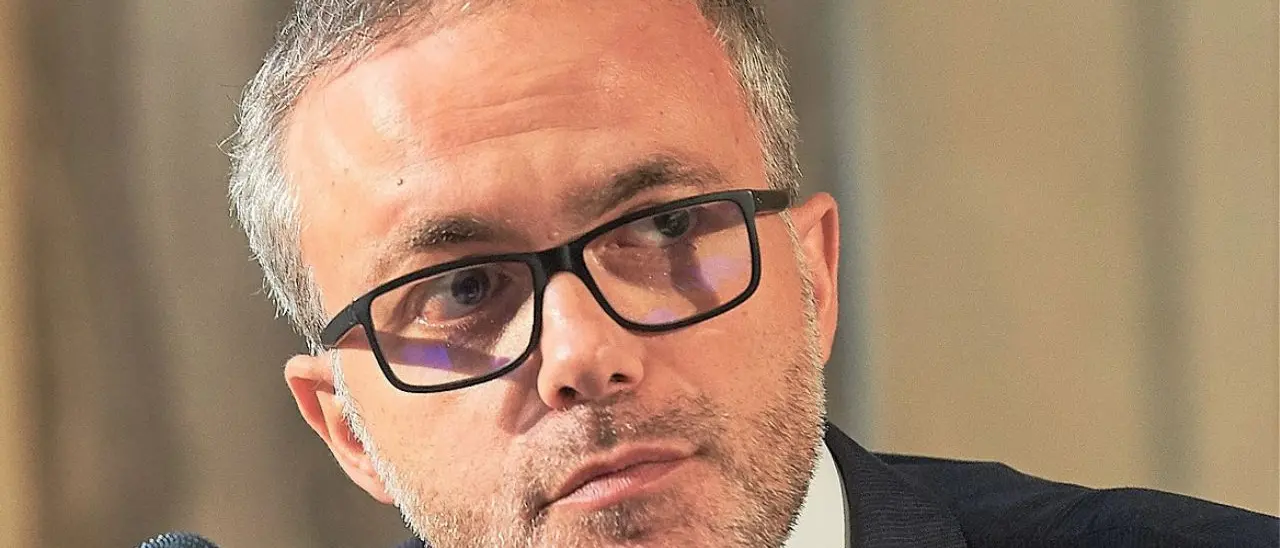 Ernesto Maria Ruffini tra democrazia e partecipazione: «Serve una politica che racconti il sogno di un Paese condiviso»\n