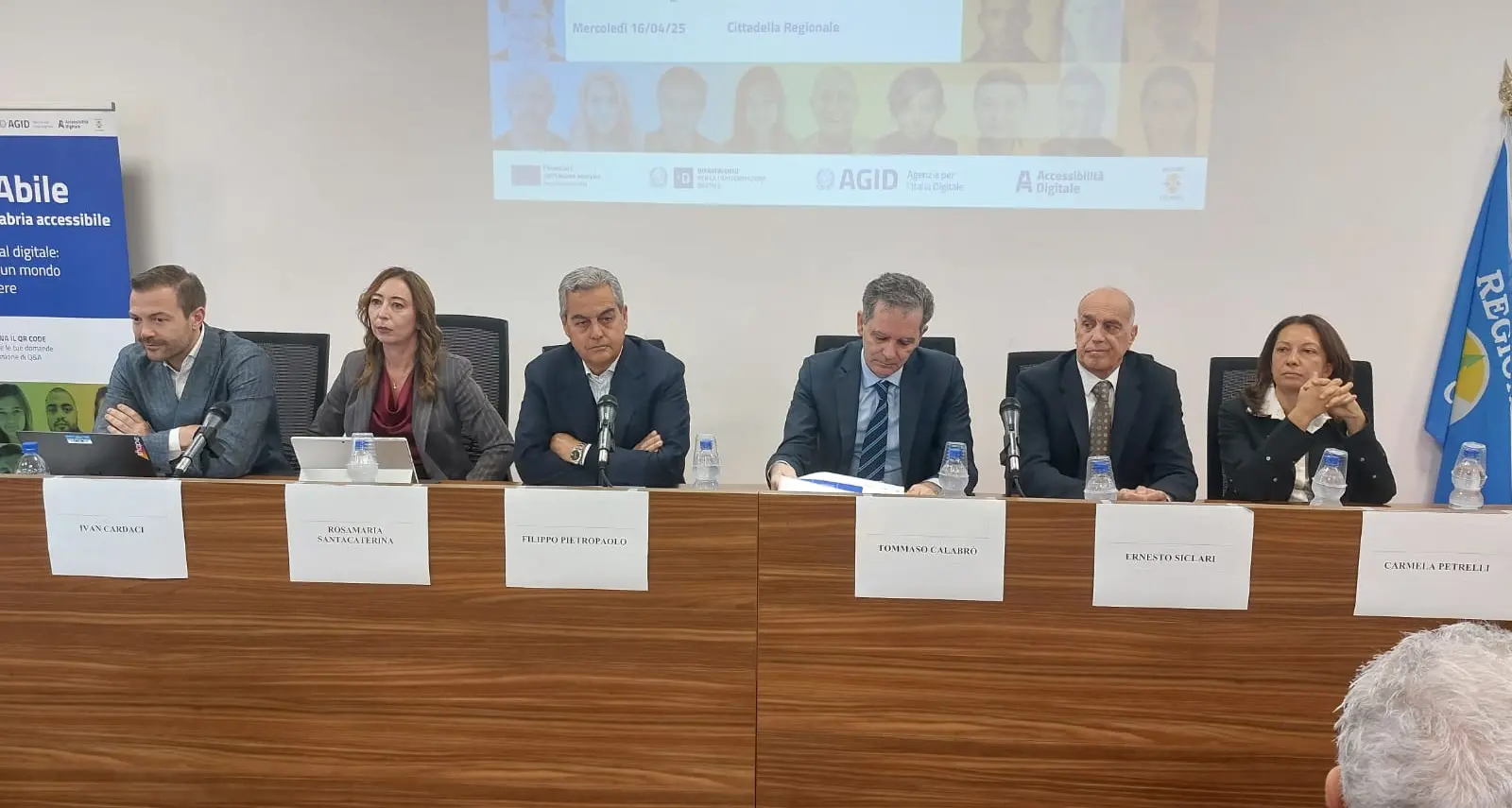 Un grande data center (ma servono milioni) e un’Academy per i giovani: la Calabria punta sui cantieri digitali\u00A0\u00A0\n