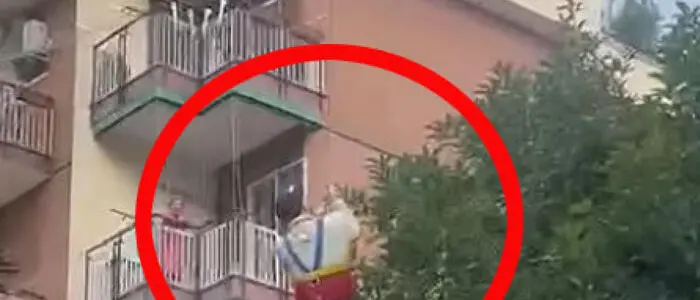 Castellammare di Stabia, precipita una cabina della funivia del Monte Faito: 4 morti e un disperso\n