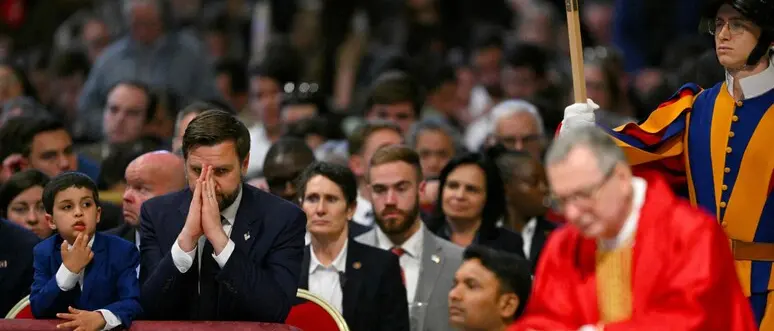 JD Vance, tra fede ostentata e retorica tossica: il \"buon cristiano\" che divide Roma\n