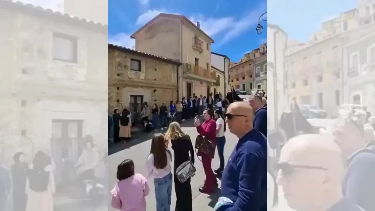 Isca, cade la Madonna durante la Cunfrunta