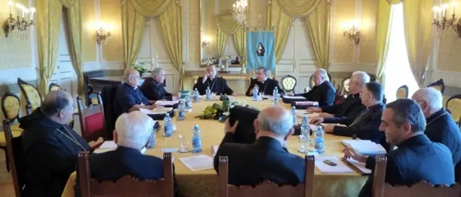 Papa Francesco, i vescovi calabresi: «Un profeta del nostro tempo, esempio di vicinanza agli ultimi»\n