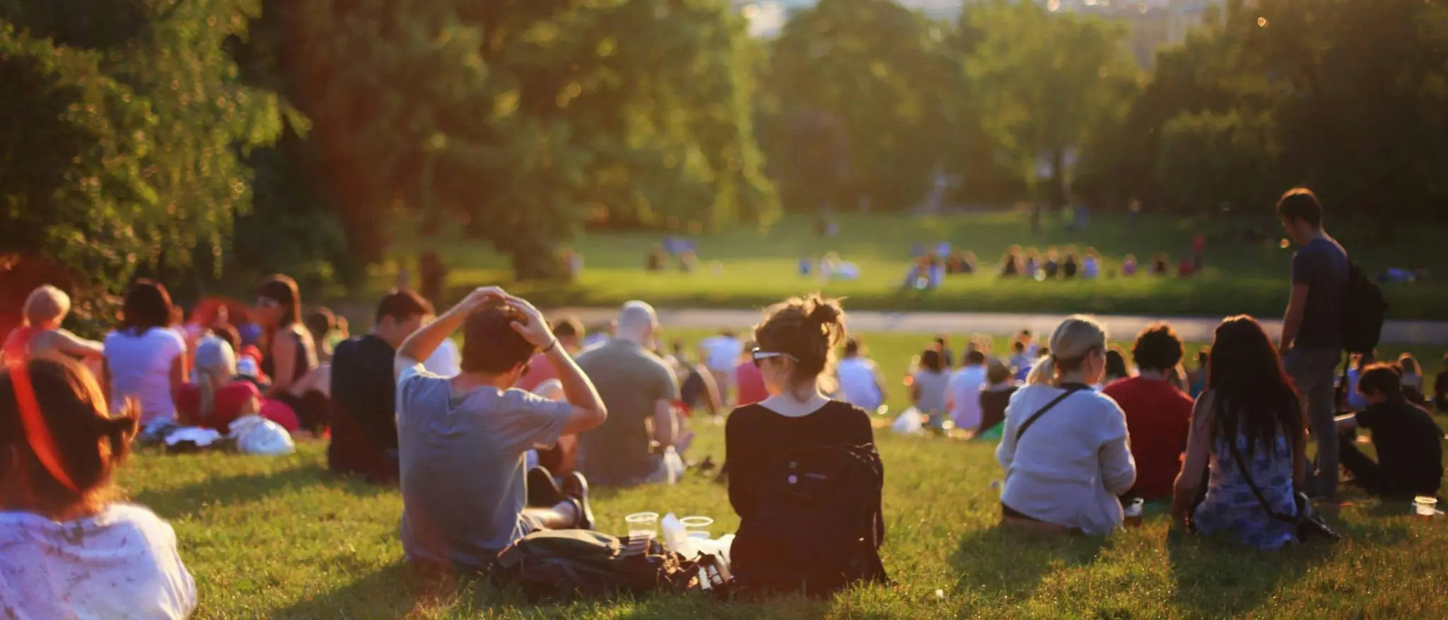 Pasquetta col\u00A0bel tempo in Calabria: gite fuori porta e prime tintarelle con un pensiero a Papa Francesco\n