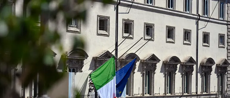 Morte di Papa Francesco, proclamati cinque giorni di lutto nazionale\n