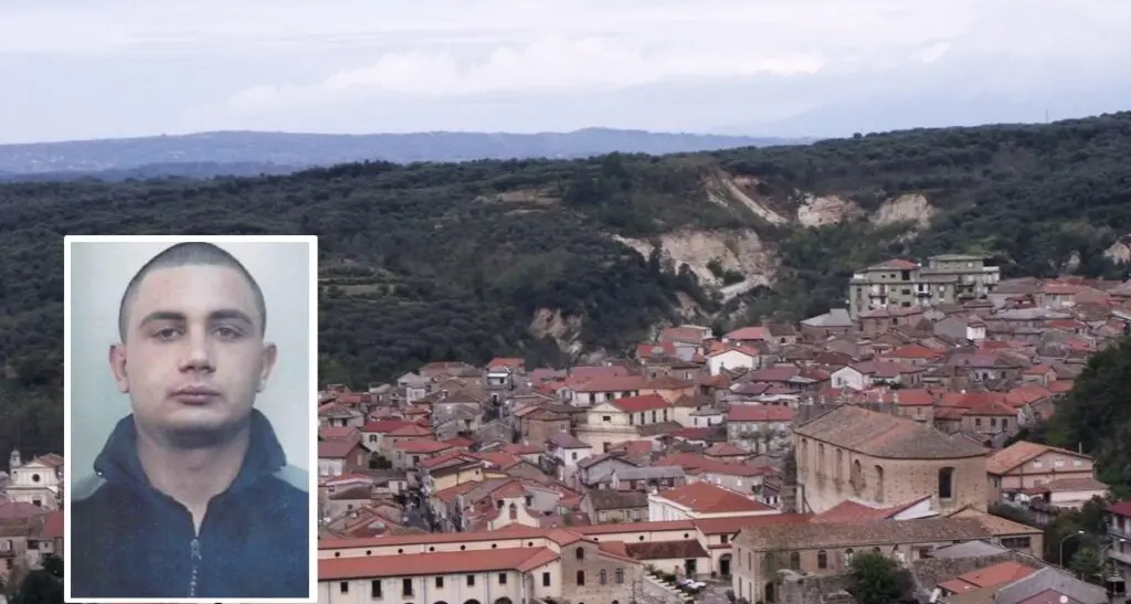 Domenico Zannino, sfuggito a tre agguati dei clan delle Preserre e arrestato dalla Dda di Messina per le scommesse illegali\n