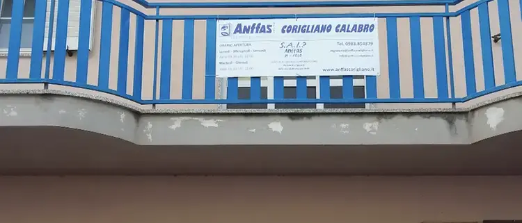Disagi per un cantiere nella sede del centro disabili a Corigliano, il Comune replica ad Anffas: «Garantita continuità e impegno»\n