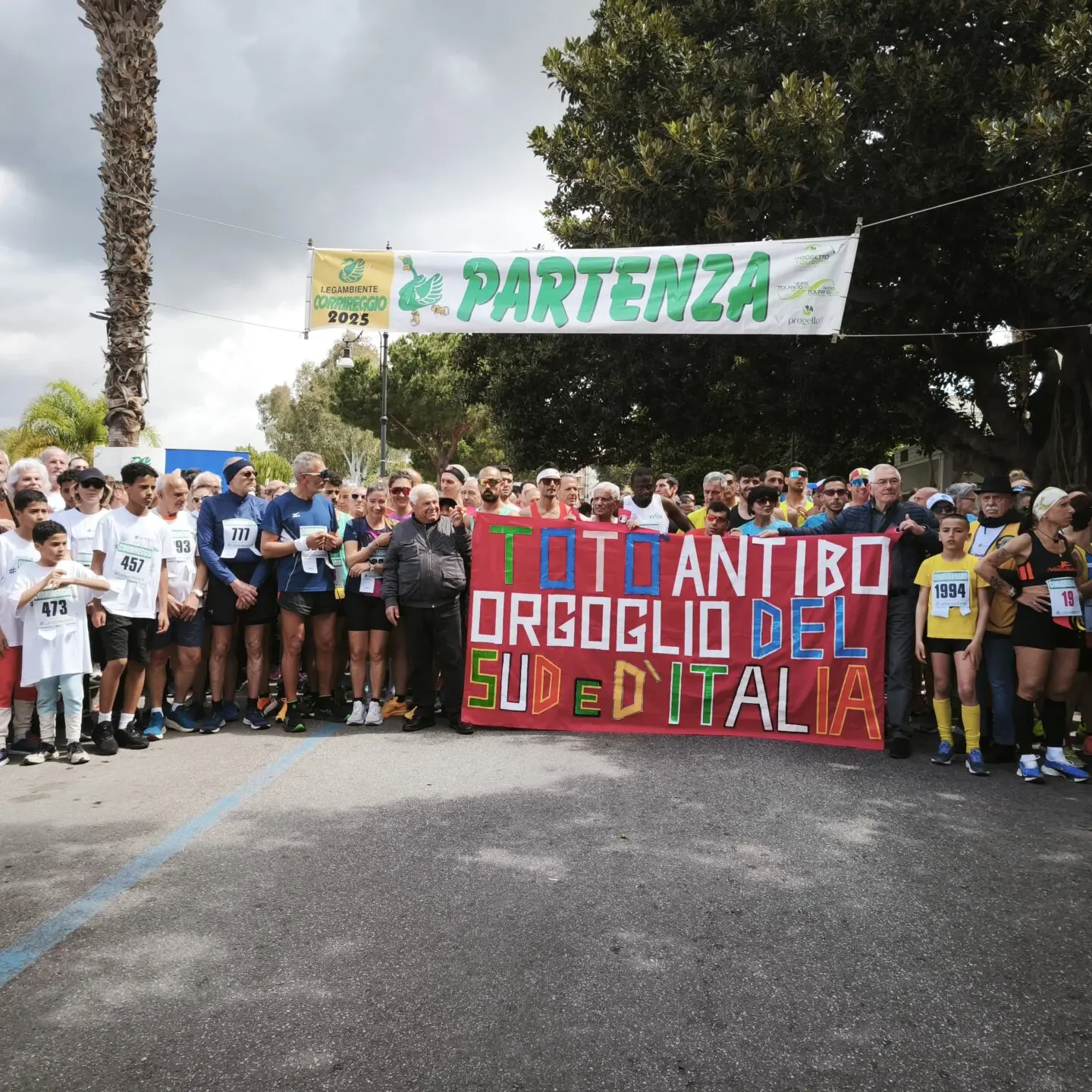 Corrireggio 2025: cinquemila in corsa tra sport, memoria e ambiente. Nuccio Barillà: «Non è una semplice gara»\n