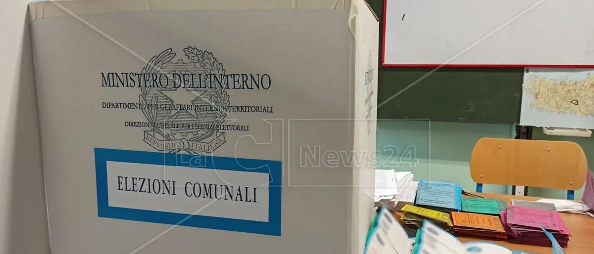 Comunali a Lamezia, depositate le tre liste della coalizione che sostiene Bevilacqua
