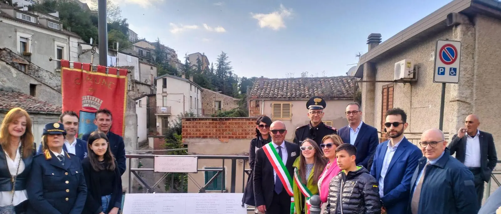 Acri, è il giorno della Liberazione…\u00A0dalla cittadinanza onoraria a Mussolini: «Siamo antifascisti»\n