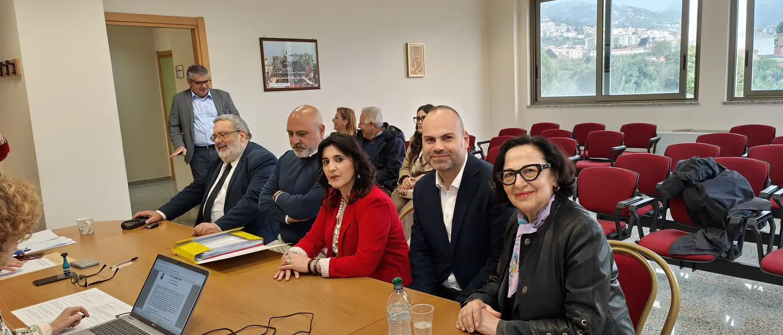 Comunali a Lamezia, spunta una candidata omonima di Lidia Vescio: il blitz (fallito) di Giampà spacca il Pd\n