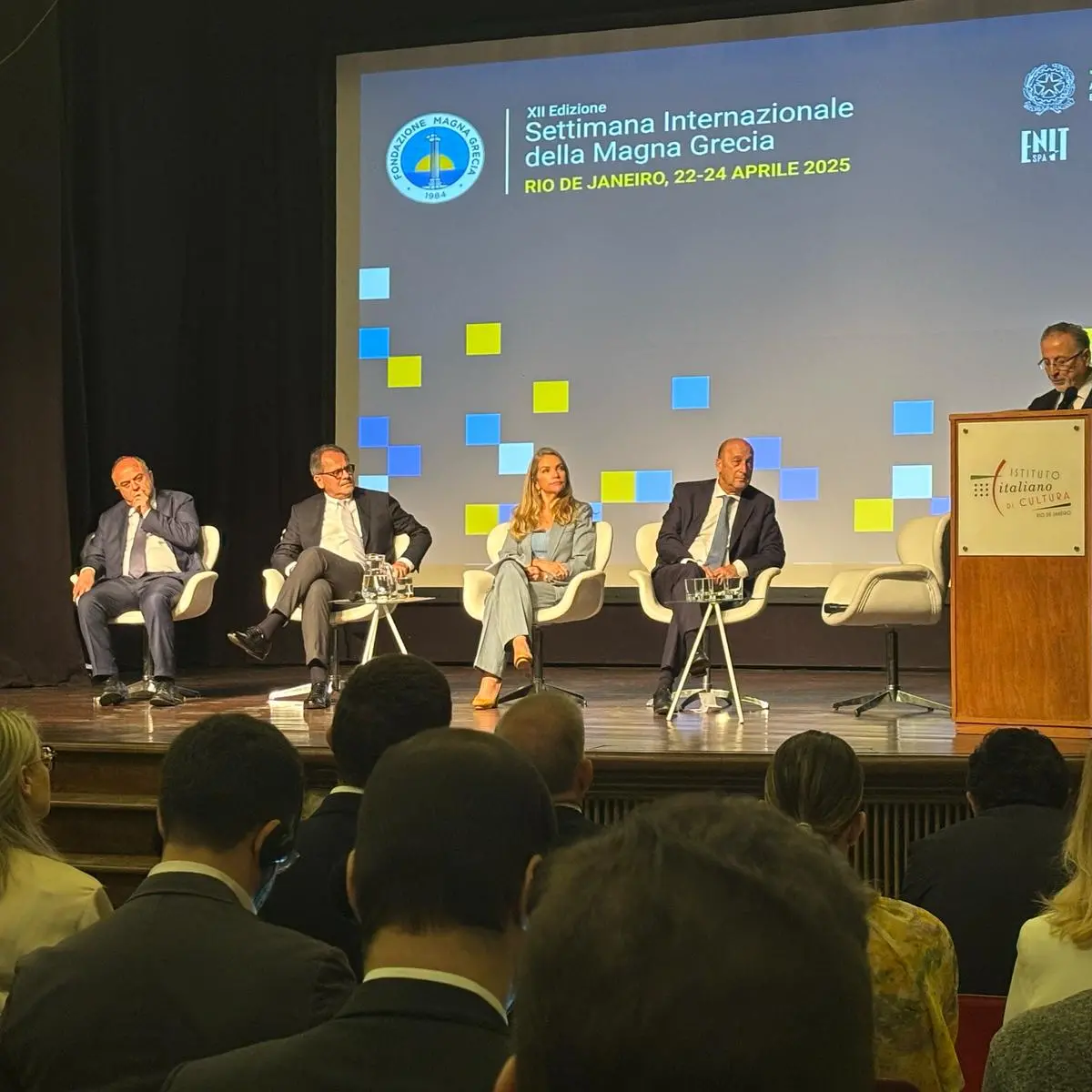Mafia, forum con Gratteri e Nicaso in Brasile: «I criminali usano l’Intelligenza artificiale, serve adeguarsi»