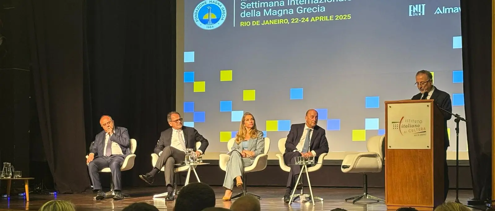 Mafia, forum con Gratteri e Nicaso in Brasile: «I criminali usano l’Intelligenza artificiale, serve adeguarsi»