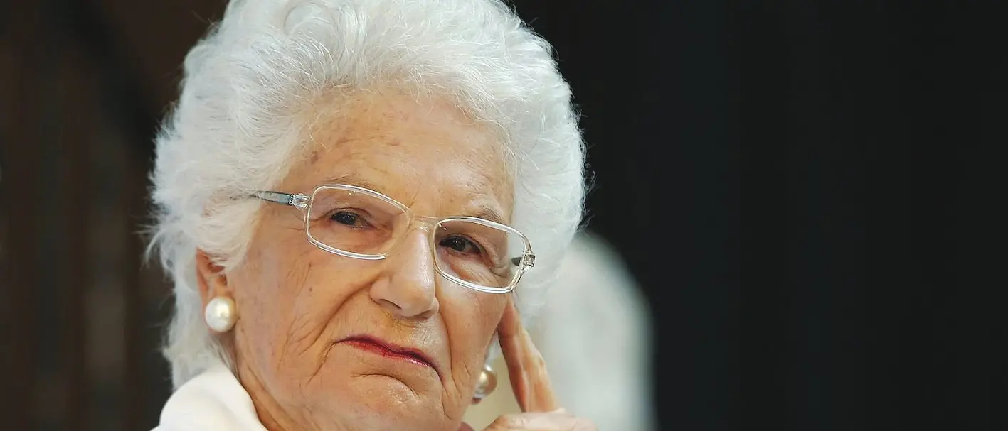«La più nazista di tutte», insulti a Liliana Segre dopo le celebrazioni del 25 Aprile a Pesaro\n