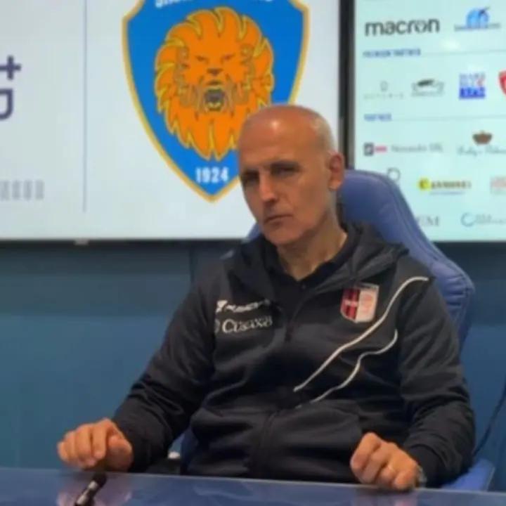 La Vibonese crolla (3-0) sotto i colpi della capolista Siracusa. Facciolo: «Abbiamo avuto le nostre occasioni, poi è andata in salita»