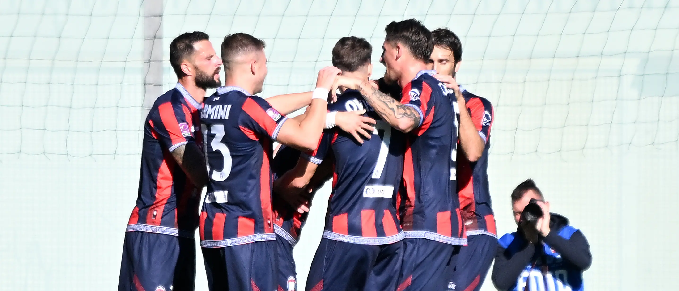 Un mese di confronti per centrare la Serie B, il Crotone sfida le altre 27 in lizza con l’obbiettivo di giocare tutte le 8 gare