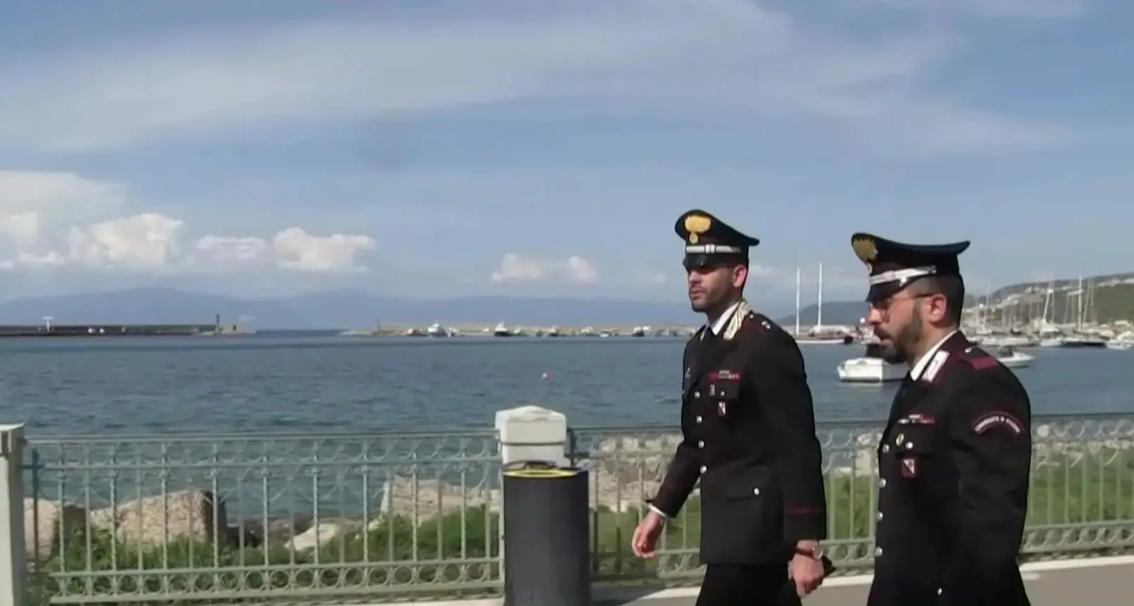 Anziana truffata a Vibo da due finti carabinieri, parlano i militari che li hanno arrestati: «Nel dubbio chiamate il 112»\n