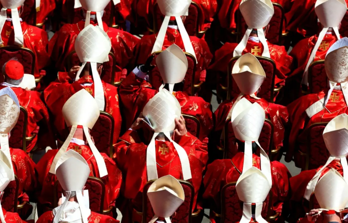 Tutti i numeri del Conclave: nell’elezione del nuovo Papa peseranno le tensioni globali e la sfida\u00A0tra tradizione e innovazione\n