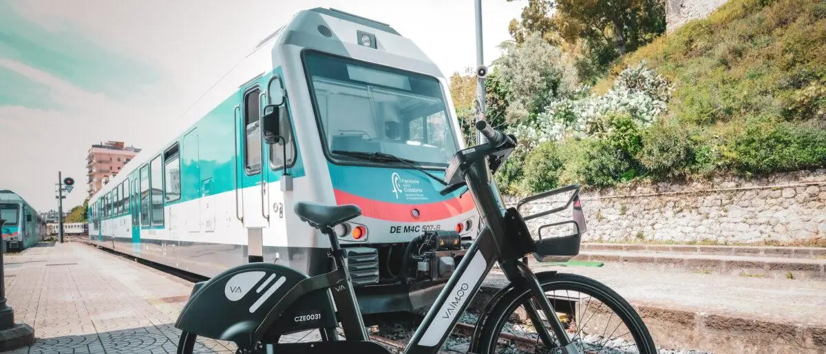 La Calabria pedala verso il futuro: inaugurato il bike sharing a Castrovillari, Catanzaro e Palmi\n