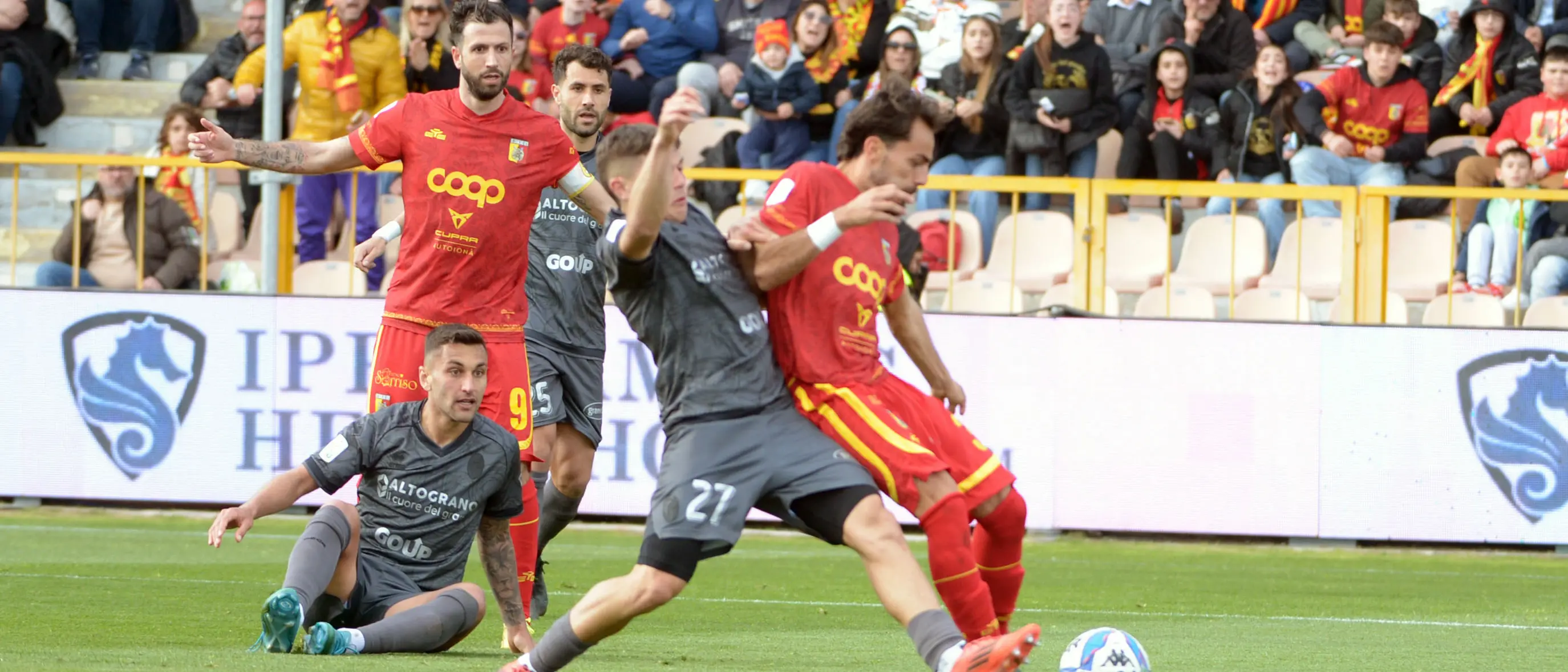 A “11 in Campo” il punto sulle due calabresi (e non solo): «Il Catanzaro è sulle gambe, ma la stagione rimane positiva»