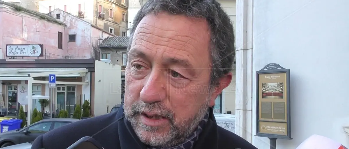 Meloni rinvia l’ok alla legge istitutiva della giornata delle vittime degli errori giudiziari, Caiazza: «Politica troppo debole»\n