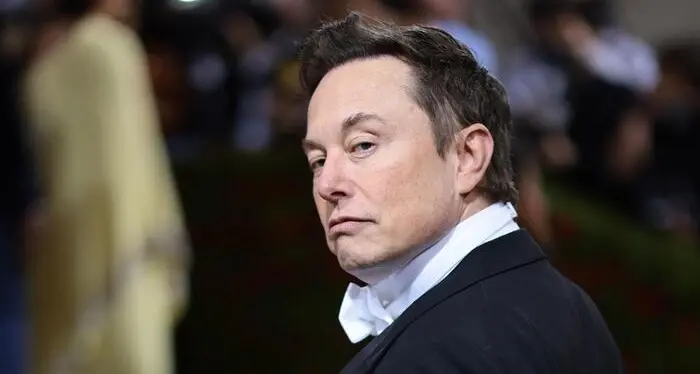 Elon Musk: da icona green a volto del trumpismo, la parabola del miliardario che gioca con la politica\n
