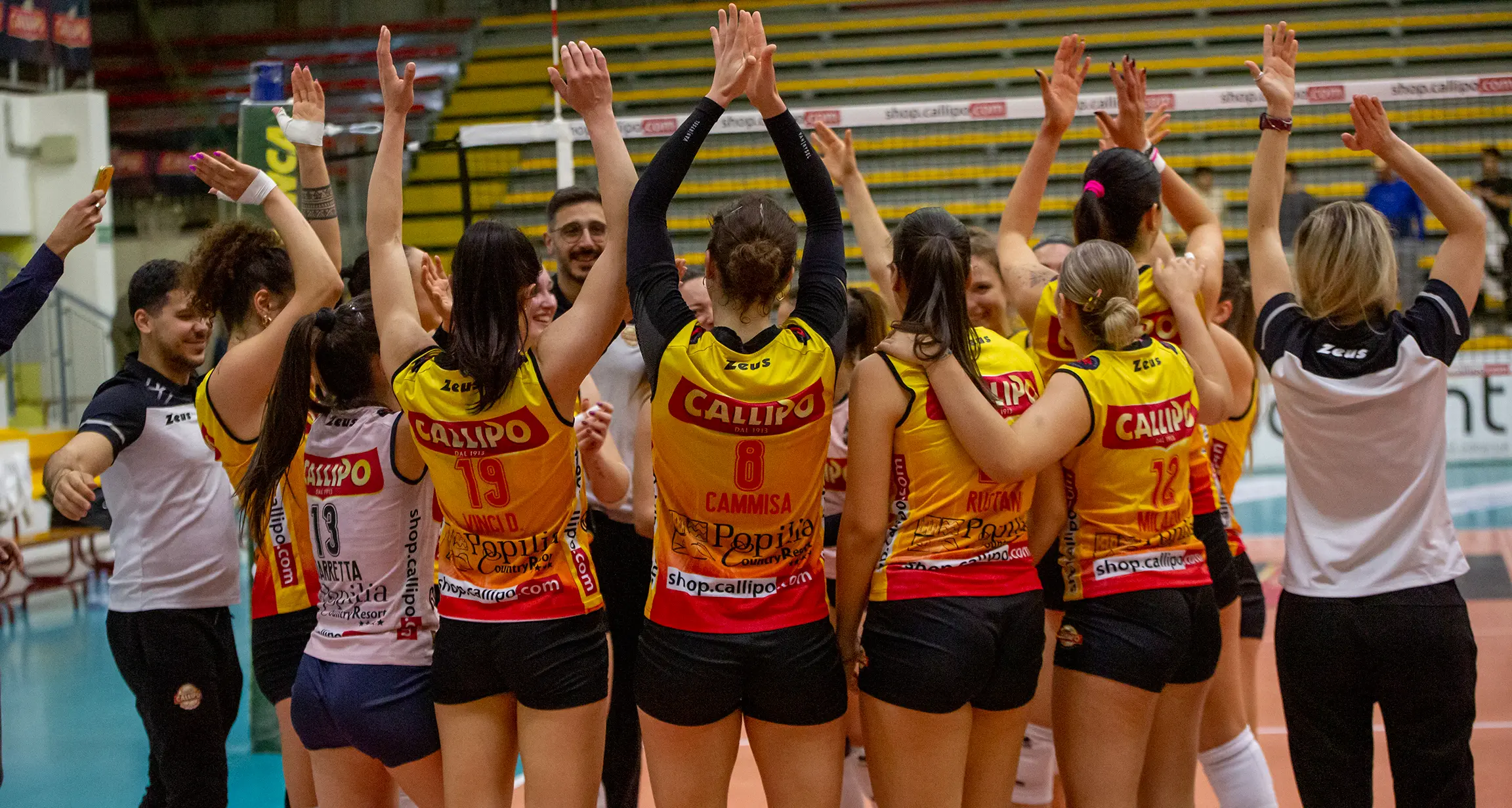 Volley femminile, la Tonno Callipo in Serie B1. Il presidente giallorosso: «Sempre ambiziosi, lottando sul campo»