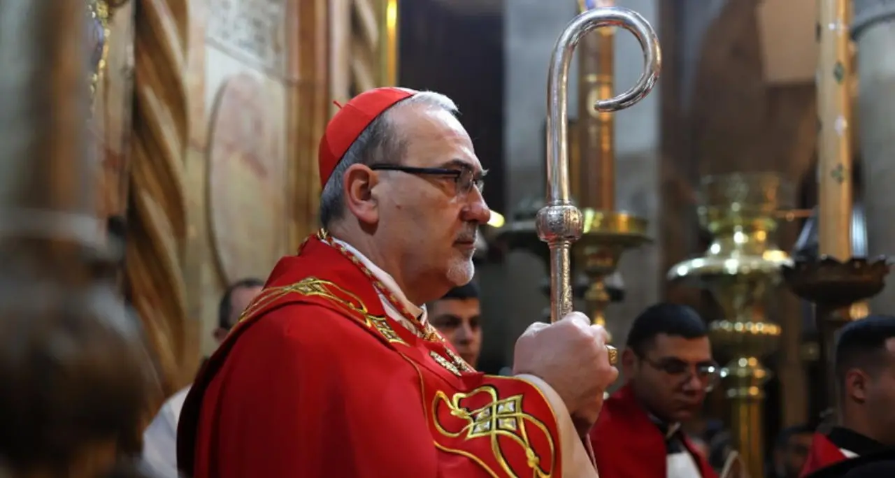 Pizzaballa, il patriarca della Terra Santa che non piace alla Curia (ma potrebbe diventare Papa)\n