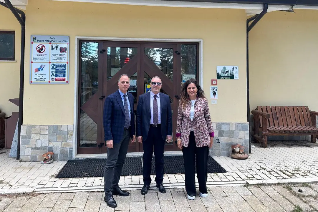 Trecosti, Bloise e Succurro all\\'ingresso della sede del Parco a Lorica