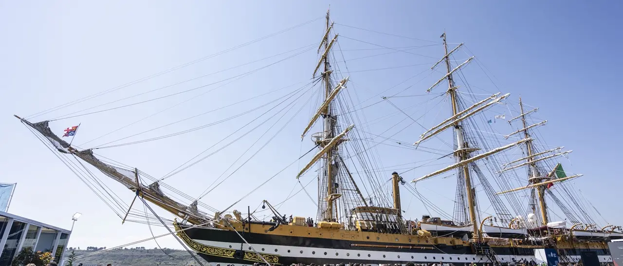 Nave Amerigo Vespucci, alla tappa di Reggio Calabria un incontro sull’intelligenza artificiale