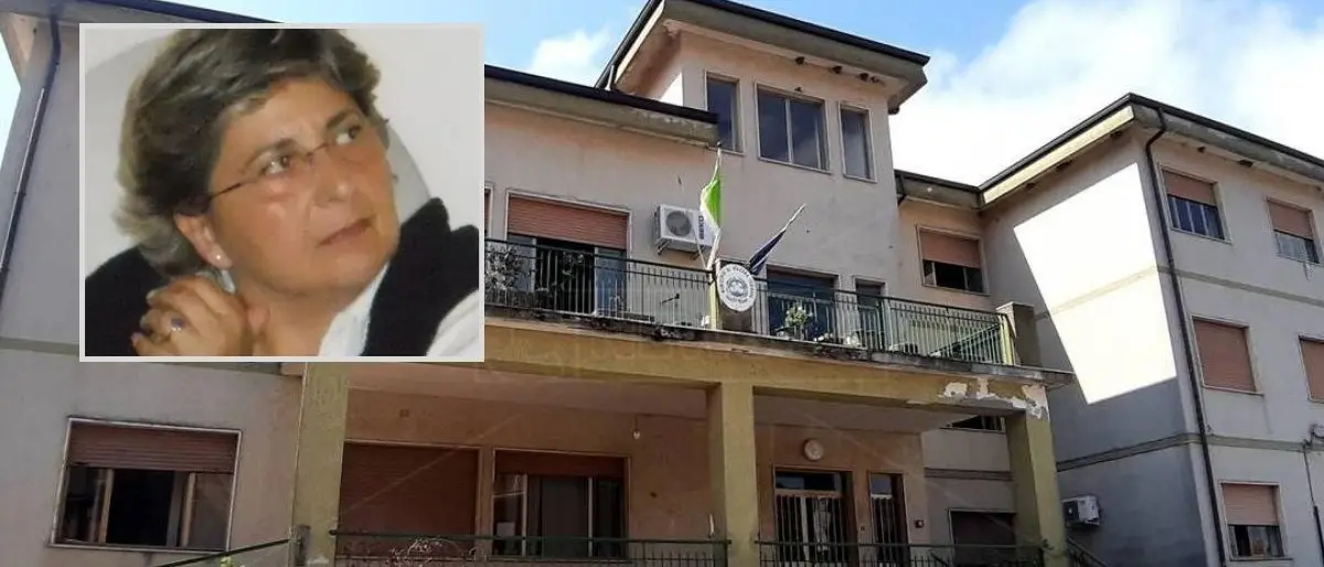 «La casa dell’ex sindaco è abusiva»: il Comune di Nocera Terinese la confisca e multa di 20mila euro Fernanda Gigliotti