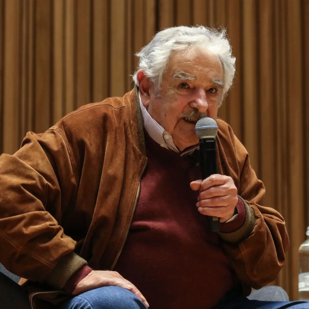Lavoro, dignità e libertà di essere: l’esempio di Josè Mujica, il presidente più povero del mondo\n