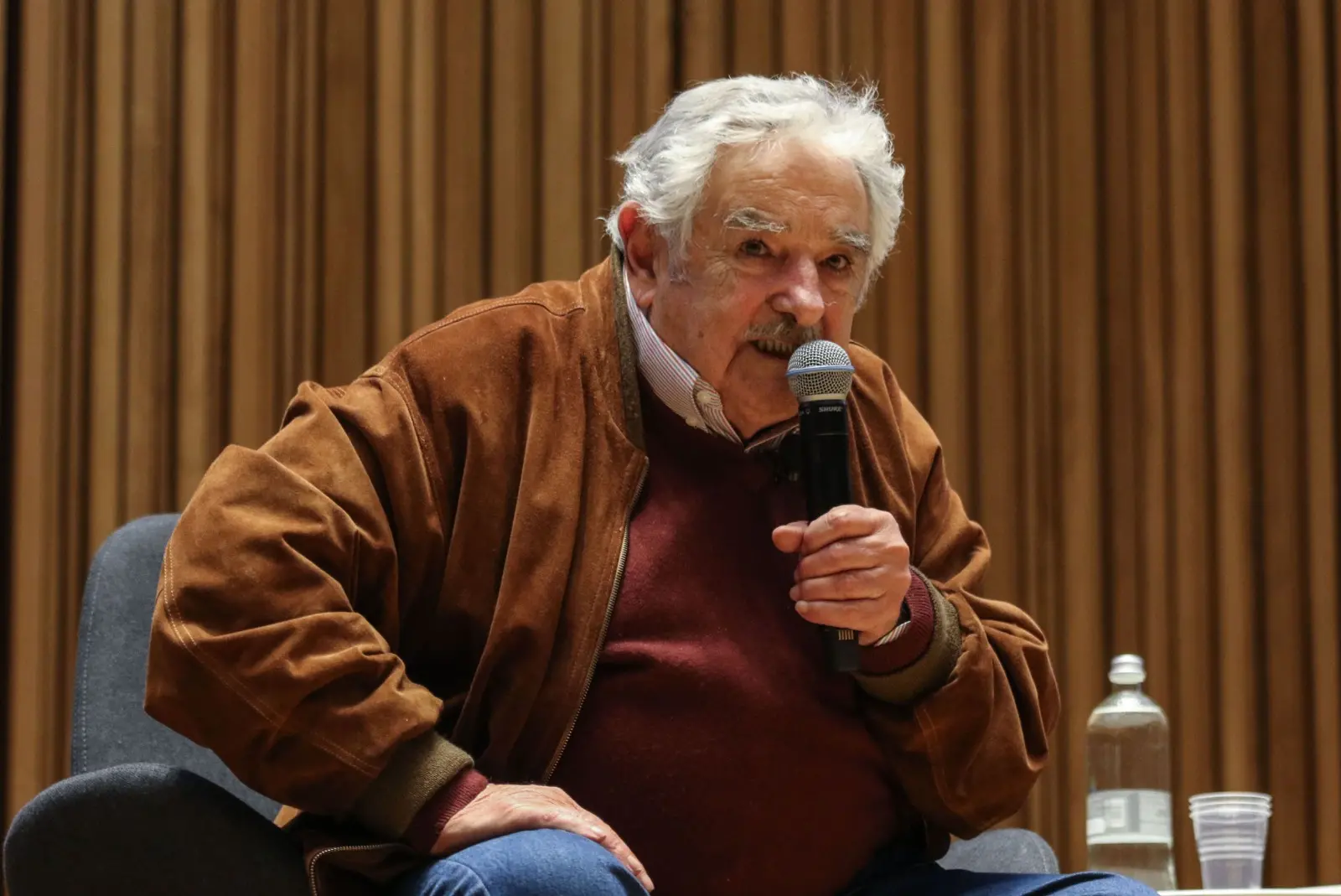 Lavoro, dignità e libertà di essere: l’esempio di Josè Mujica, il presidente più povero del mondo\n