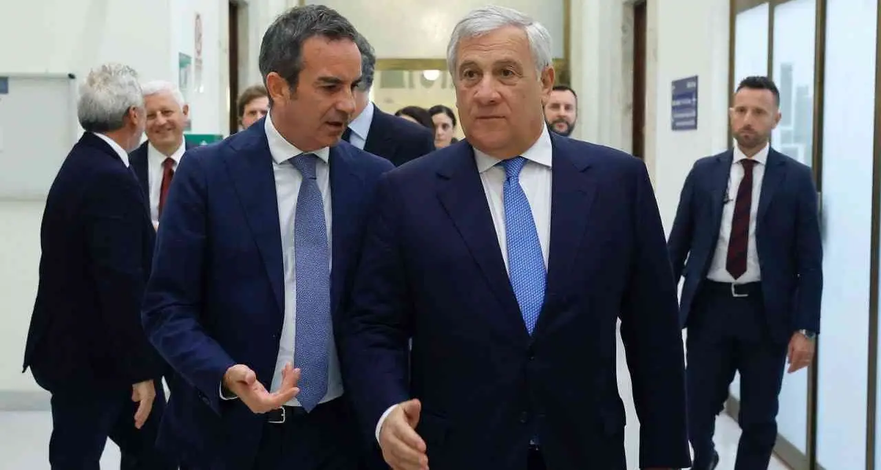 Tajani vice presidente del Ppe diventa uno e quadruplo, ma in Forza Italia c’è chi spera che molli qualcosa\n