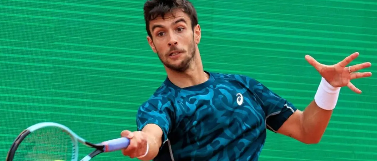 Lorenzo Musetti è il sesto italiano a entrare nella top 10 del tennis mondiale
