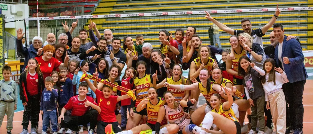 Volley femminile, la Tonno Callipo domina la B2 e sogna in grande. Coach Boschini: «Due stagioni piene di soddisfazioni»\n