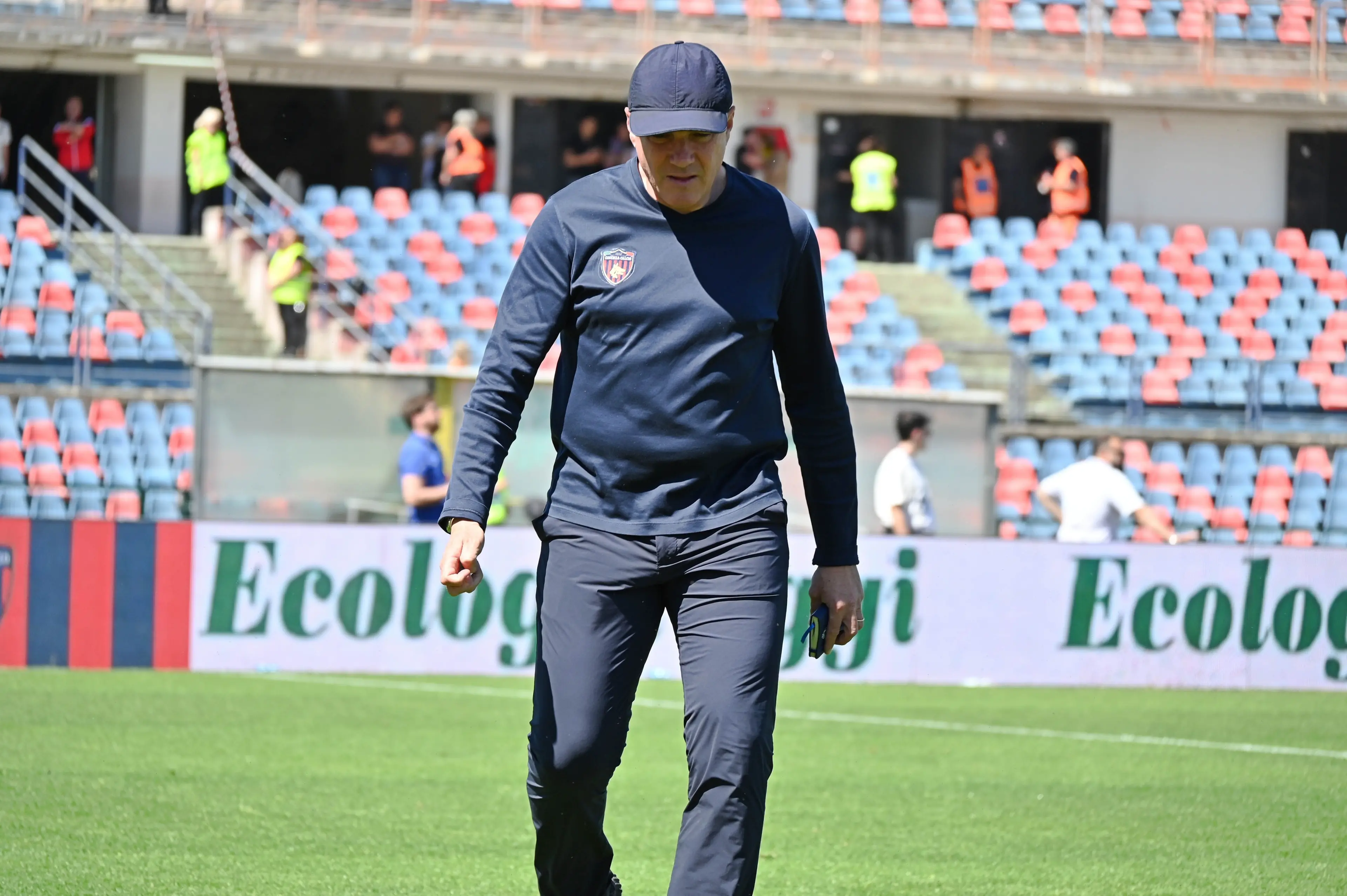 Cosenza-Bari 1-0, Alvini: «Abbiamo vinto, ma non possiamo sprecare palle gol così»