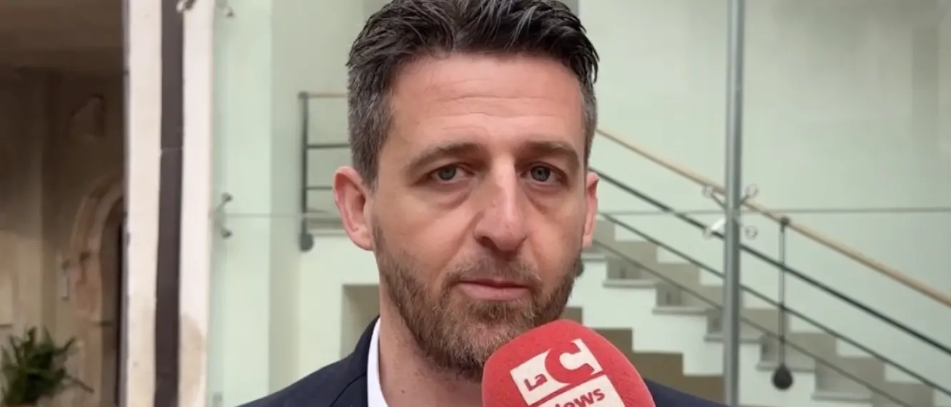 Carabinieri aggrediti e sassaiole: il sindaco di Corigliano-Rossano: «Comportamenti gravi ma non possiamo generalizzare»\n