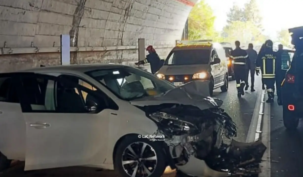 Incidente stradale sulla statale 18 poco prima di Amantea, due feriti gravi\n