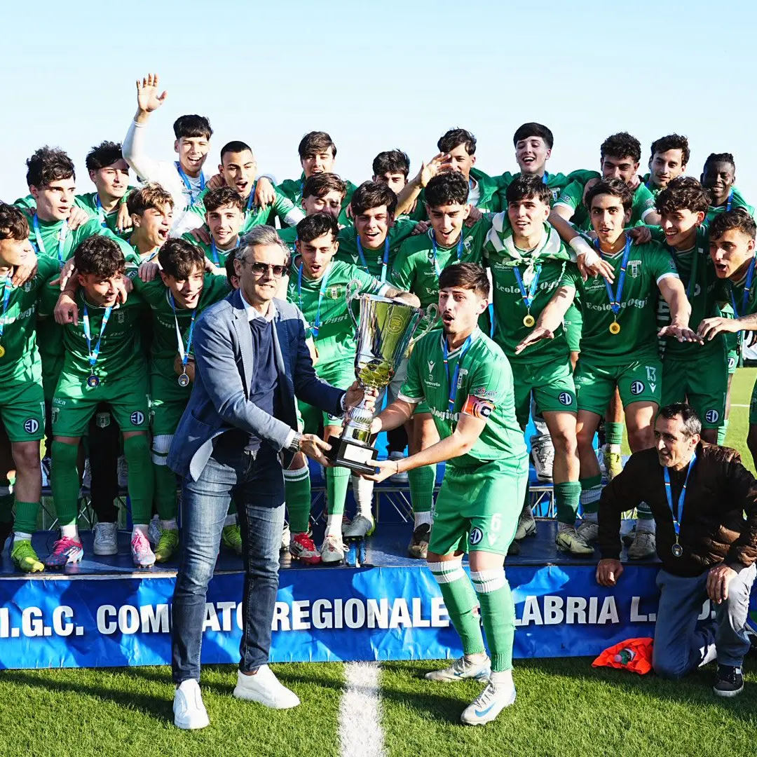 Under 19, la Vigor Lamezia nuovamente campione regionale: Dgs Praiatortora battuta 3-1 in finale