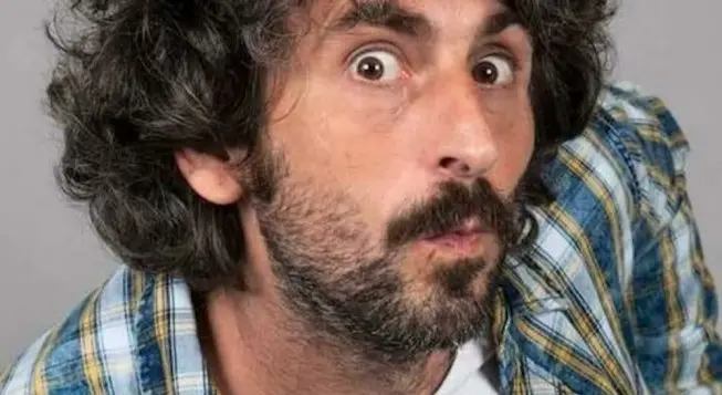 Alberto Farina al Cine Teatro Odeon di Reggio Calabria con \"La mia famiglia e altre volgarità\"\n