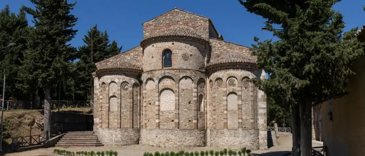 Corigliano-Rossano, restaurati gli affreschi nell’Abbazia di Santa Maria del Patire: l’inaugurazione il 9 maggio