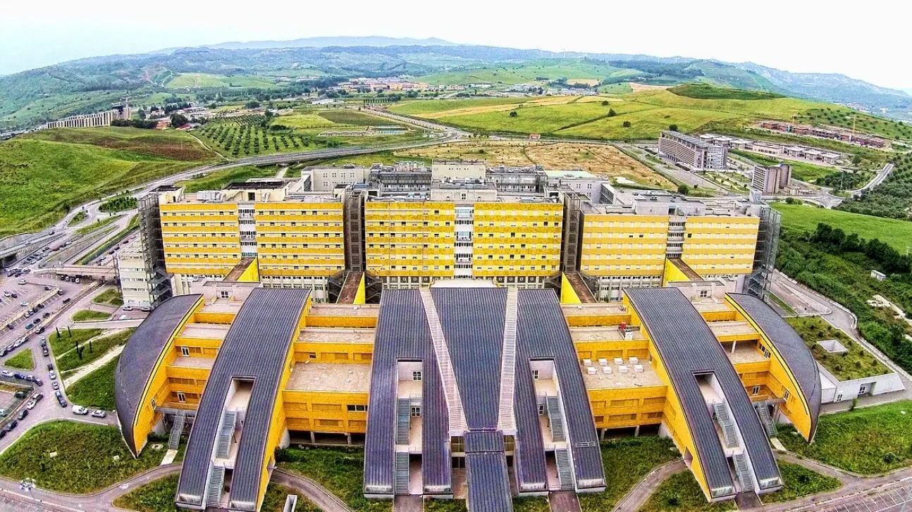 Ospedale Germaneto, presto l’inaugurazione del Blocco di day surgery per interventi in giornata di odontoiatria ed endoscopia\n
