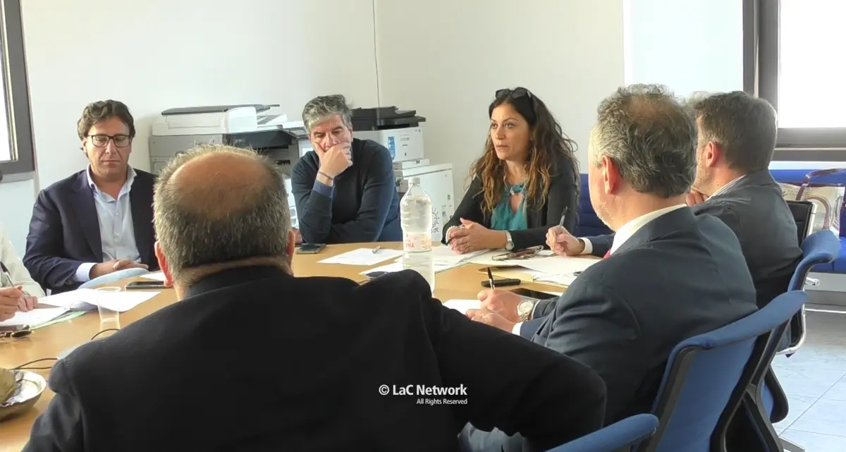 Tirocinanti Calabria, la soluzione della Regione preoccupa Anci:\u00A0«Molti Comuni sono in dissesto e\u00A0non possono assumere»\n