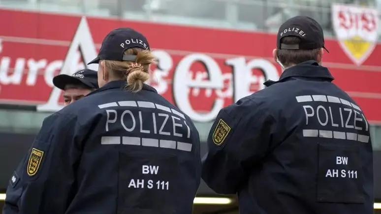 Auto sulla folla in Germania, diversi i feriti. Fermato il conducente